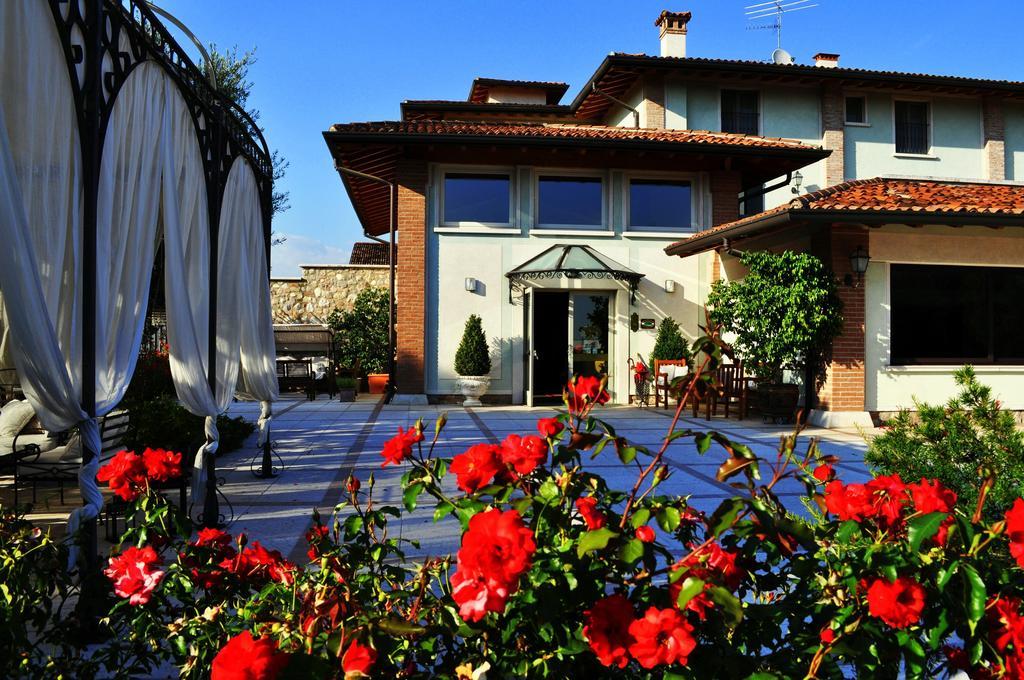 Hotel La Corte Bedizzole Екстер'єр фото