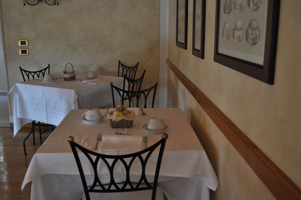 Hotel La Corte Bedizzole Екстер'єр фото